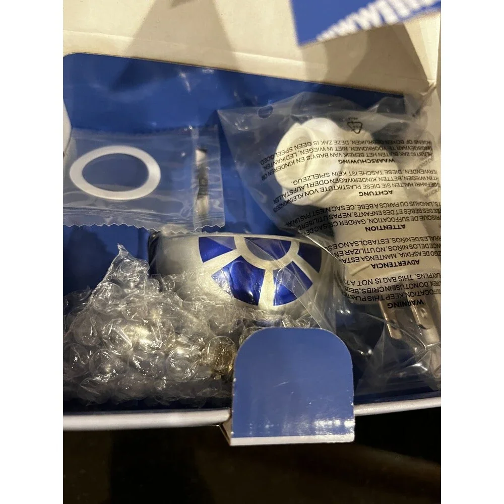 * Rare * Star Wars R2-D2 Scentsy Warmer Limited Edition Brand NEW in Box